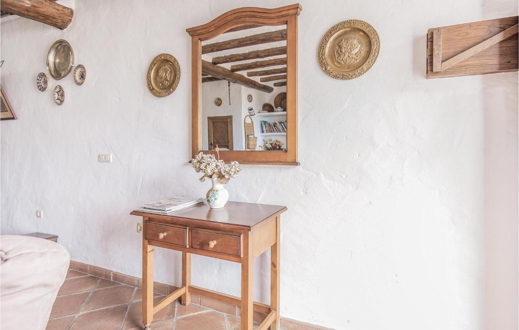 Cozy Home In Zahara De La Sierra With Kitchen Zewnętrze zdjęcie