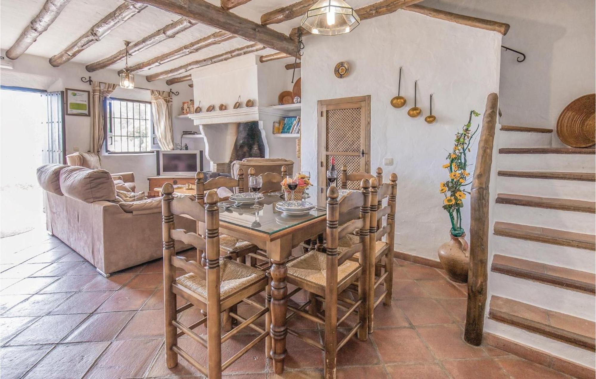 Cozy Home In Zahara De La Sierra With Kitchen Zewnętrze zdjęcie